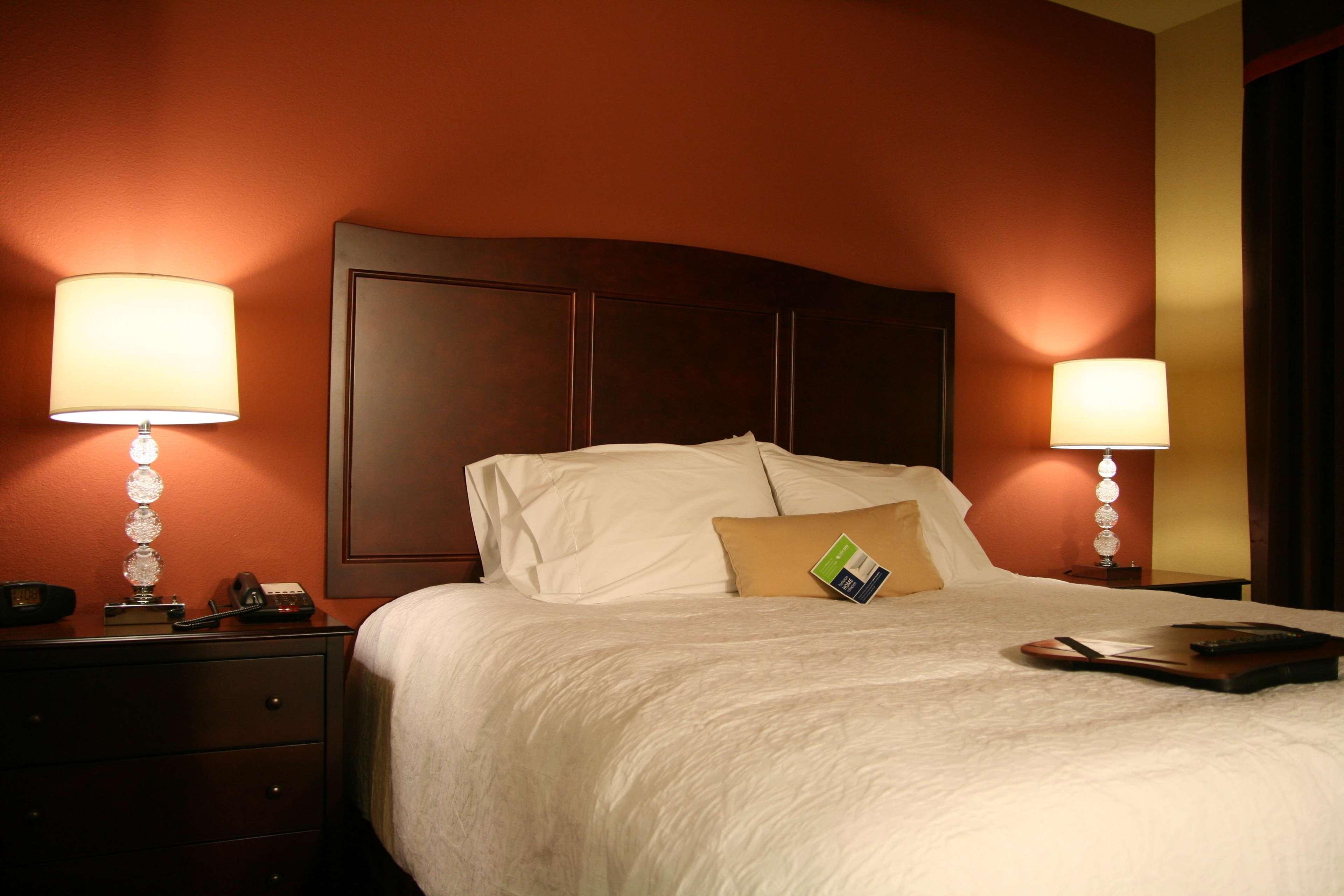 Hampton Inn & Suites Mission Phòng bức ảnh