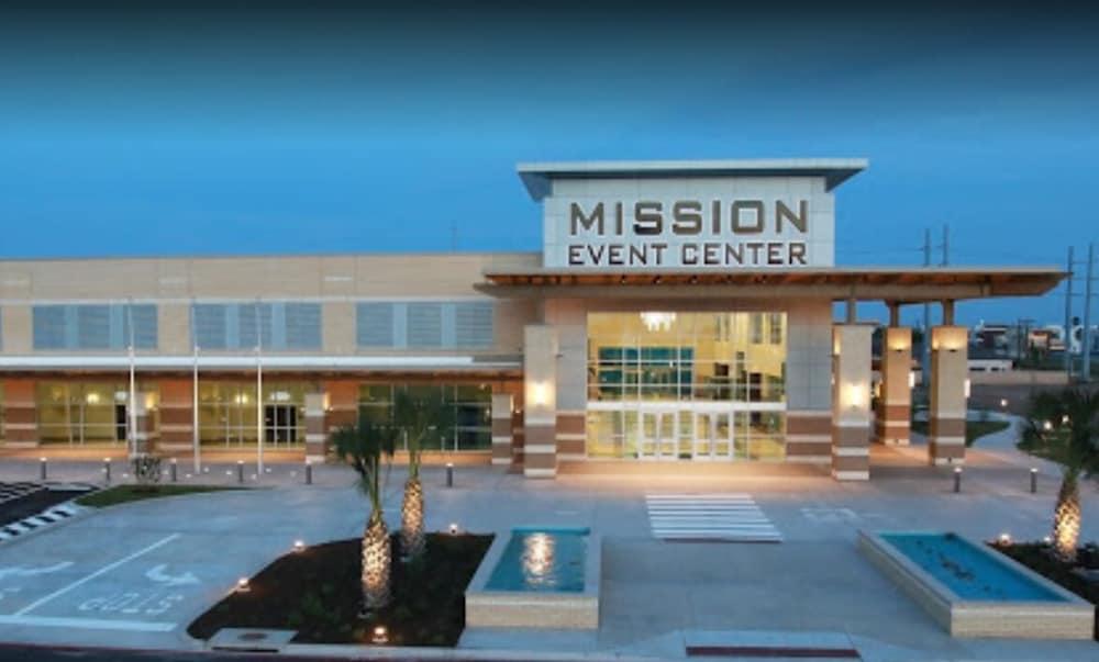 Hampton Inn & Suites Mission Ngoại thất bức ảnh