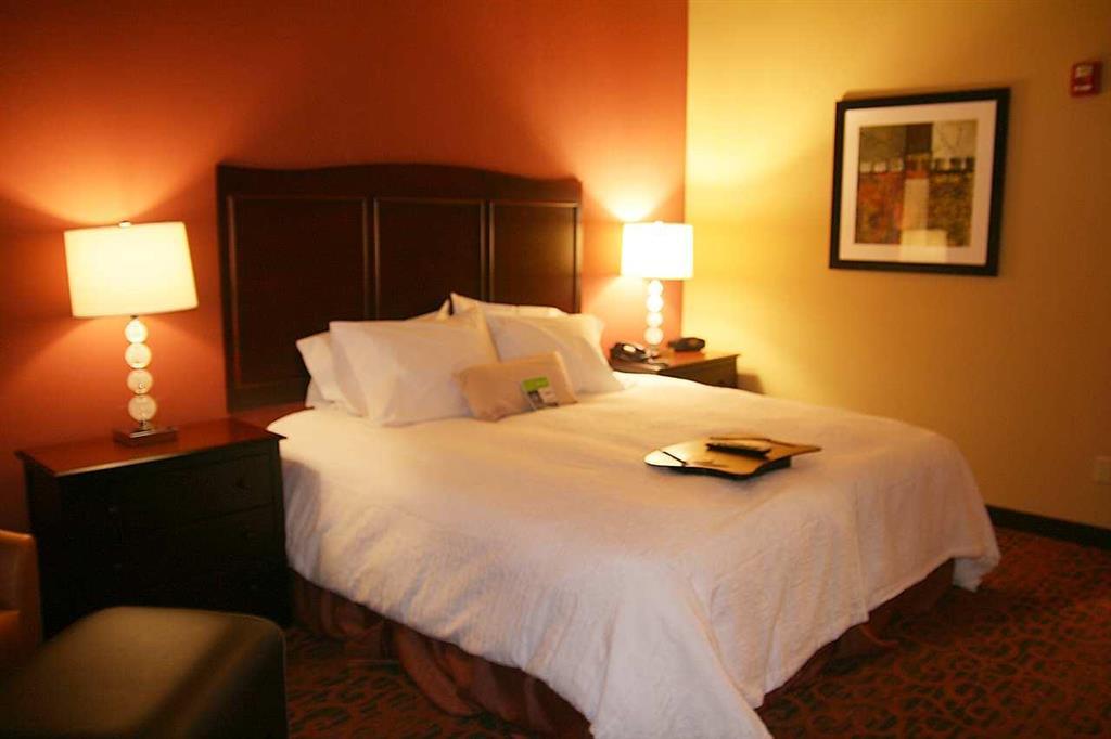Hampton Inn & Suites Mission Phòng bức ảnh